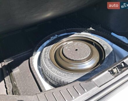 Белый Форд Фокус, объемом двигателя 2 л и пробегом 178 тыс. км за 9299 $, фото 135 на Automoto.ua