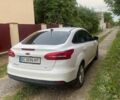 Білий Форд Фокус, об'ємом двигуна 2 л та пробігом 98 тис. км за 9000 $, фото 3 на Automoto.ua