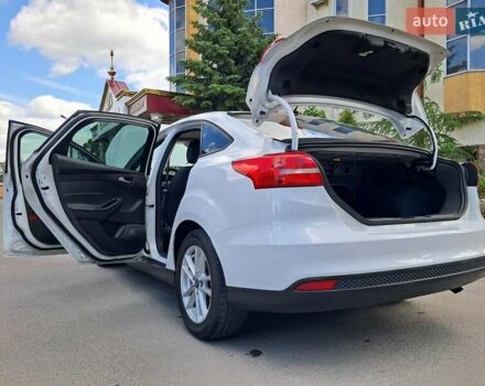 Белый Форд Фокус, объемом двигателя 2 л и пробегом 178 тыс. км за 9299 $, фото 50 на Automoto.ua