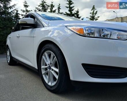 Белый Форд Фокус, объемом двигателя 2 л и пробегом 178 тыс. км за 9299 $, фото 98 на Automoto.ua