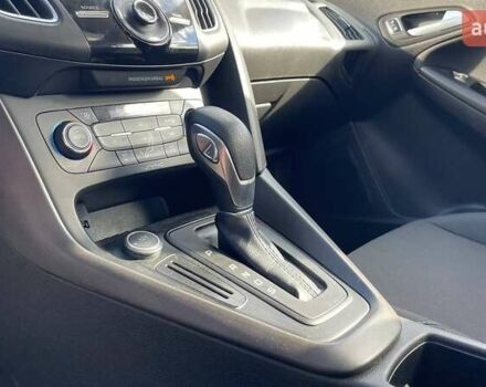 Белый Форд Фокус, объемом двигателя 2 л и пробегом 240 тыс. км за 8290 $, фото 22 на Automoto.ua