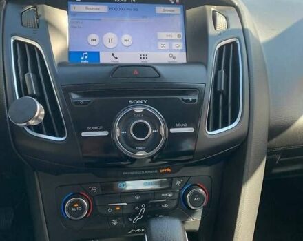 Белый Форд Фокус, объемом двигателя 0 л и пробегом 240 тыс. км за 8500 $, фото 7 на Automoto.ua