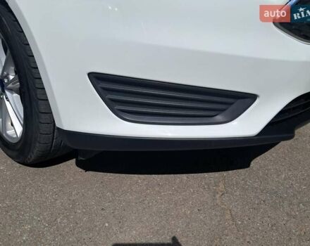 Белый Форд Фокус, объемом двигателя 2 л и пробегом 178 тыс. км за 9299 $, фото 142 на Automoto.ua