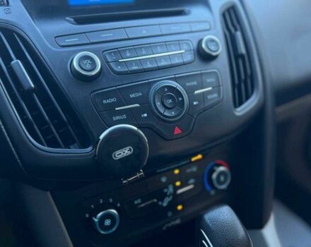 Белый Форд Фокус, объемом двигателя 2 л и пробегом 196 тыс. км за 9700 $, фото 17 на Automoto.ua