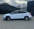 Форд Фокус 2017 в Черновцах на Automoto.ua Белый Форд Фокус, объемом двигателя 1.6 л и пробегом 61 тыс. км за 8900 $, фото 2 на Automoto.ua