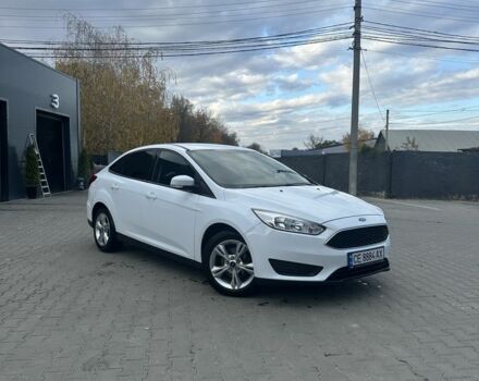 Форд Фокус 2017 в Черновцах на Automoto.ua Белый Форд Фокус, объемом двигателя 1.6 л и пробегом 61 тыс. км за 8900 $, фото 7 на Automoto.ua