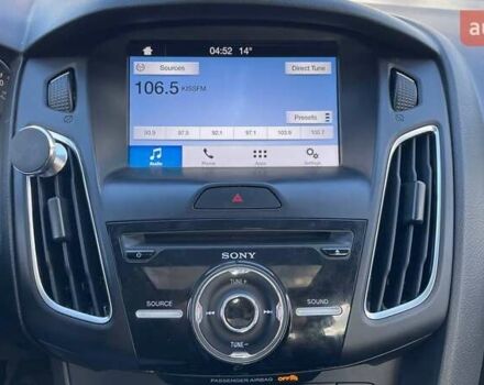 Белый Форд Фокус, объемом двигателя 2 л и пробегом 240 тыс. км за 8290 $, фото 19 на Automoto.ua