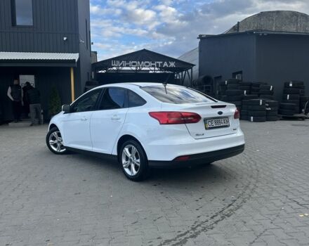 Форд Фокус 2017 в Черновцах на Automoto.ua Белый Форд Фокус, объемом двигателя 1.6 л и пробегом 61 тыс. км за 8900 $, фото 3 на Automoto.ua