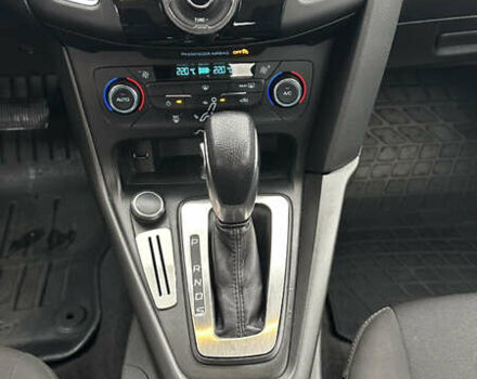 Білий Форд Фокус, об'ємом двигуна 2 л та пробігом 168 тис. км за 9000 $, фото 12 на Automoto.ua