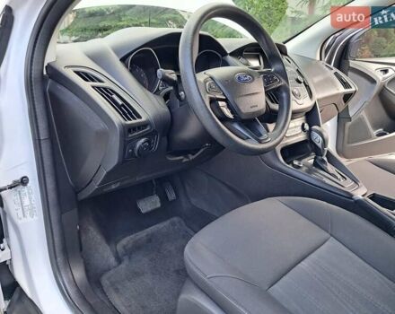 Белый Форд Фокус, объемом двигателя 2 л и пробегом 178 тыс. км за 9299 $, фото 58 на Automoto.ua