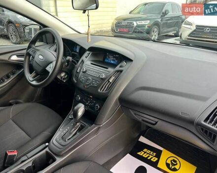 Белый Форд Фокус, объемом двигателя 2 л и пробегом 131 тыс. км за 8200 $, фото 18 на Automoto.ua