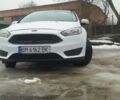 Белый Форд Фокус, объемом двигателя 1.6 л и пробегом 140 тыс. км за 10000 $, фото 1 на Automoto.ua