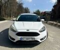 Білий Форд Фокус, об'ємом двигуна 2 л та пробігом 193 тис. км за 9200 $, фото 1 на Automoto.ua