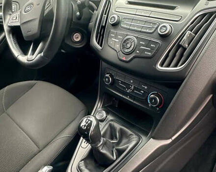 Белый Форд Фокус, объемом двигателя 1.6 л и пробегом 93 тыс. км за 9500 $, фото 13 на Automoto.ua