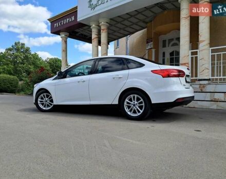 Белый Форд Фокус, объемом двигателя 2 л и пробегом 160 тыс. км за 9399 $, фото 14 на Automoto.ua