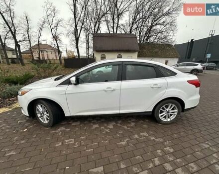 Білий Форд Фокус, об'ємом двигуна 2 л та пробігом 116 тис. км за 7850 $, фото 2 на Automoto.ua