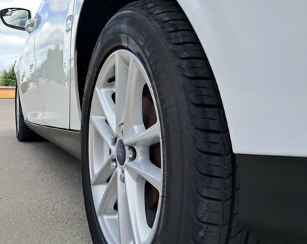 Белый Форд Фокус, объемом двигателя 2 л и пробегом 178 тыс. км за 9299 $, фото 122 на Automoto.ua