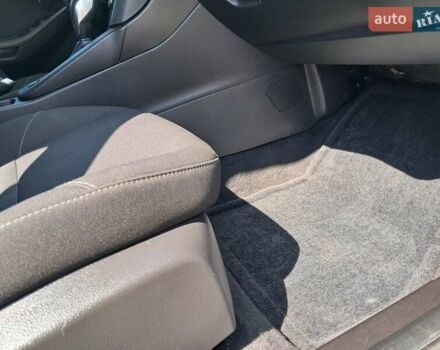 Белый Форд Фокус, объемом двигателя 2 л и пробегом 178 тыс. км за 9299 $, фото 137 на Automoto.ua