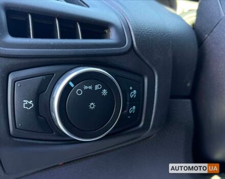 Білий Форд Фокус, об'ємом двигуна 2 л та пробігом 83 тис. км за 9400 $, фото 17 на Automoto.ua