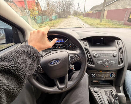 Белый Форд Фокус, объемом двигателя 2 л и пробегом 139 тыс. км за 8500 $, фото 12 на Automoto.ua