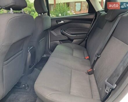 Белый Форд Фокус, объемом двигателя 2 л и пробегом 178 тыс. км за 9299 $, фото 82 на Automoto.ua