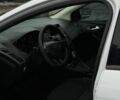 Білий Форд Фокус, об'ємом двигуна 2 л та пробігом 138 тис. км за 8200 $, фото 4 на Automoto.ua