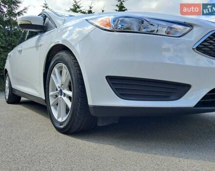 Белый Форд Фокус, объемом двигателя 2 л и пробегом 178 тыс. км за 9299 $, фото 99 на Automoto.ua