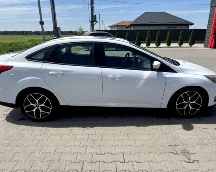 Белый Форд Фокус, объемом двигателя 2 л и пробегом 240 тыс. км за 7000 $, фото 17 на Automoto.ua