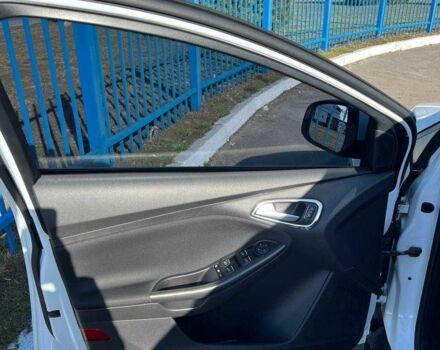 Білий Форд Фокус, об'ємом двигуна 1.6 л та пробігом 67 тис. км за 10700 $, фото 17 на Automoto.ua