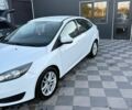 Білий Форд Фокус, об'ємом двигуна 2 л та пробігом 173 тис. км за 6500 $, фото 2 на Automoto.ua