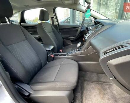 Белый Форд Фокус, объемом двигателя 2 л и пробегом 240 тыс. км за 8290 $, фото 11 на Automoto.ua