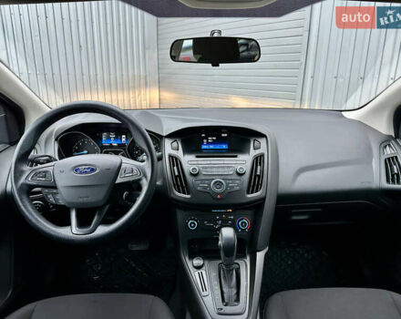 Белый Форд Фокус, объемом двигателя 2 л и пробегом 137 тыс. км за 8700 $, фото 8 на Automoto.ua