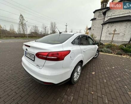 Білий Форд Фокус, об'ємом двигуна 2 л та пробігом 116 тис. км за 7850 $, фото 5 на Automoto.ua