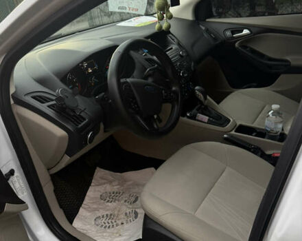 Белый Форд Фокус, объемом двигателя 2 л и пробегом 209 тыс. км за 8999 $, фото 45 на Automoto.ua