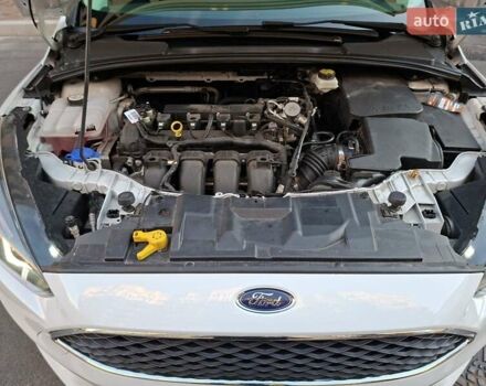 Білий Форд Фокус, об'ємом двигуна 2 л та пробігом 79 тис. км за 9700 $, фото 14 на Automoto.ua