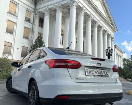 Белый Форд Фокус, объемом двигателя 2 л и пробегом 80 тыс. км за 9800 $, фото 3 на Automoto.ua