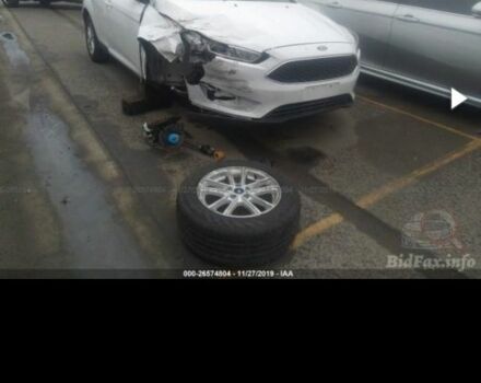 Белый Форд Фокус, объемом двигателя 2 л и пробегом 123 тыс. км за 9100 $, фото 4 на Automoto.ua