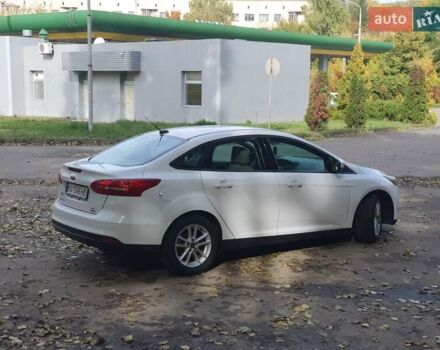 Белый Форд Фокус, объемом двигателя 1 л и пробегом 240 тыс. км за 8300 $, фото 3 на Automoto.ua