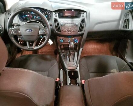 Білий Форд Фокус, об'ємом двигуна 2 л та пробігом 78 тис. км за 1400 $, фото 7 на Automoto.ua
