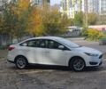 Белый Форд Фокус, объемом двигателя 1 л и пробегом 240 тыс. км за 8300 $, фото 8 на Automoto.ua