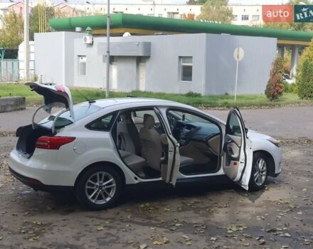 Белый Форд Фокус, объемом двигателя 1 л и пробегом 240 тыс. км за 8300 $, фото 30 на Automoto.ua