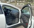 Белый Форд Фокус, объемом двигателя 1 л и пробегом 102 тыс. км за 8200 $, фото 11 на Automoto.ua