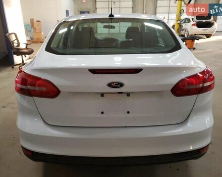 Білий Форд Фокус, об'ємом двигуна 2 л та пробігом 78 тис. км за 1400 $, фото 5 на Automoto.ua