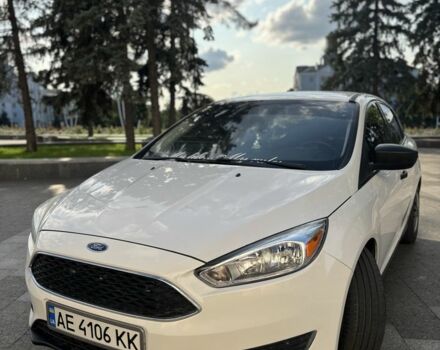 Белый Форд Фокус, объемом двигателя 2 л и пробегом 80 тыс. км за 9800 $, фото 2 на Automoto.ua