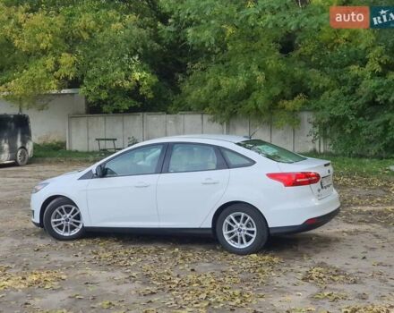 Белый Форд Фокус, объемом двигателя 1 л и пробегом 240 тыс. км за 8300 $, фото 48 на Automoto.ua