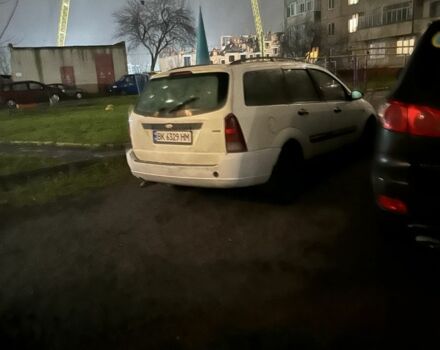 Белый Форд Фокус, объемом двигателя 1.8 л и пробегом 452 тыс. км за 1800 $, фото 5 на Automoto.ua