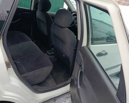 Белый Форд Фокус, объемом двигателя 1.8 л и пробегом 452 тыс. км за 2200 $, фото 15 на Automoto.ua