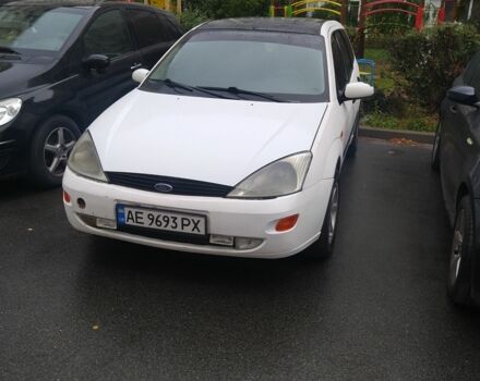 Белый Форд Фокус, объемом двигателя 1.8 л и пробегом 300 тыс. км за 2100 $, фото 1 на Automoto.ua