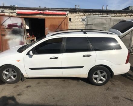 Белый Форд Фокус, объемом двигателя 1.8 л и пробегом 340 тыс. км за 2500 $, фото 3 на Automoto.ua