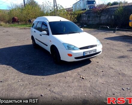 Белый Форд Фокус, объемом двигателя 1.8 л и пробегом 370 тыс. км за 3500 $, фото 1 на Automoto.ua